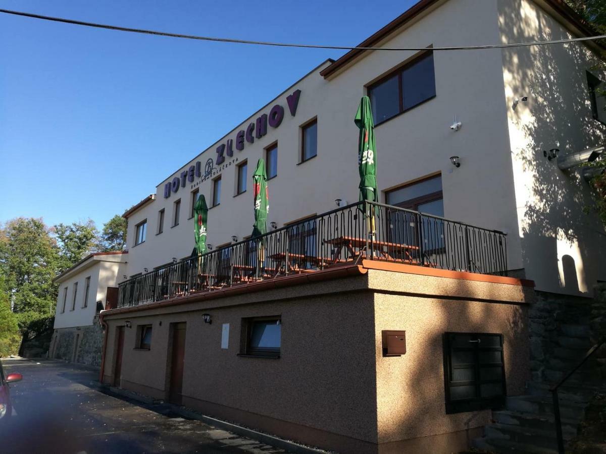 Hotel Zlechov Plumlov Ngoại thất bức ảnh