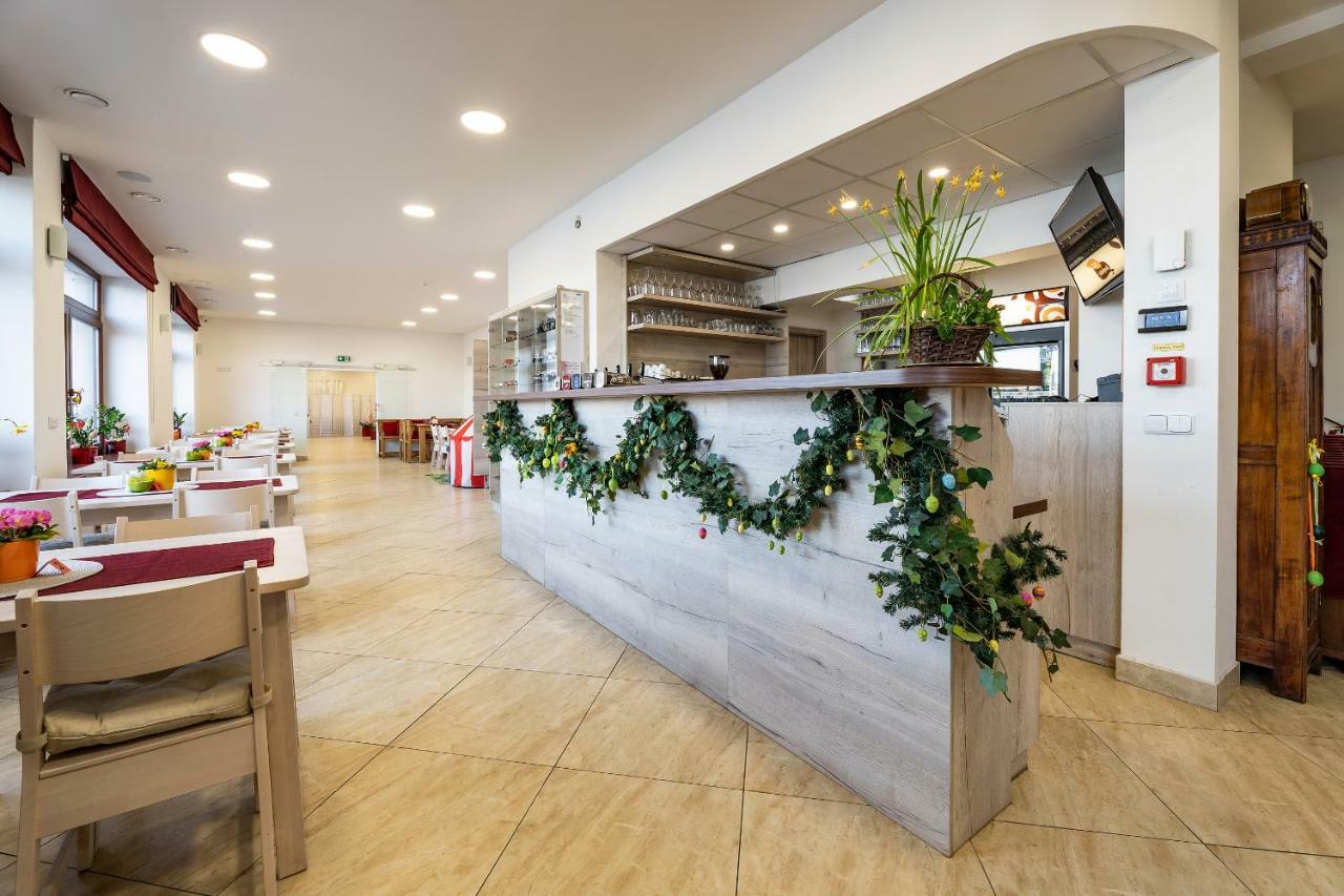 Hotel Zlechov Plumlov Ngoại thất bức ảnh